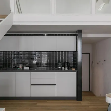 Ines & Dados Luxury Loft In Lejlighed Padova